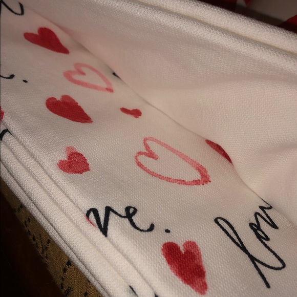 Rae Dunn LOVE Kitchen Towels Set of 3 - Picture 6 of 7